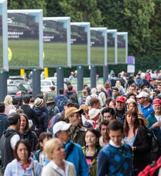 Ženski četrtfinale privabil več gledalcev kot Federer in Čilić