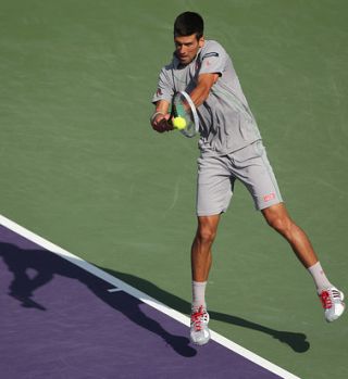 Djokovič rutinirano preko Murraya do polfinala Miamija; Nišikori ujel Federerja na levi nogi!