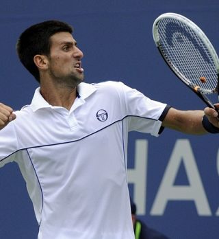 Roger Federer odčital lekcijo Tsongi; Na vrsti sanjski polfinale z Djokovićem