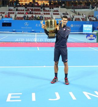 Djokovič razbil Berdycha kot prvošolčka v finalu Pekinga!