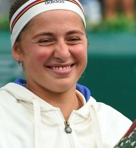 Jelena Ostapenko kot 1. nosilka do naslova v Seulu