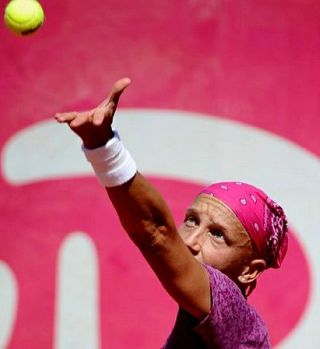 Petra Rampre ćez 1. krog kvalifikacij močnega WTA turnirja v Stanfordu!