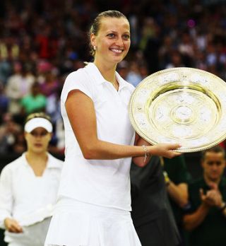 Petra Kvitova v finalu Wimbledona zbombardirala Bouchardovo!