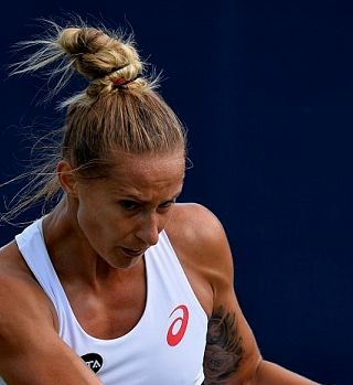 Polona Hercog že v 2. krogu močnega WTA turnirja v Eastbournu!