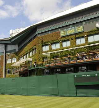 FOTO! Rafael Nadal in Roger Federer veselo trenirata v Wimbledonu!