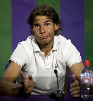 Nadal zaradi poškodbe kolen odpovedal ekshibicijo z Djokovićem na stadionu Real Madrida!