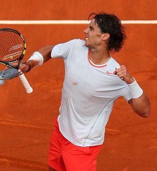 Epski polfinale, dvoboj teniških titanov dobil kralj peska Rafa Nadal! V nedeljo španski finale!