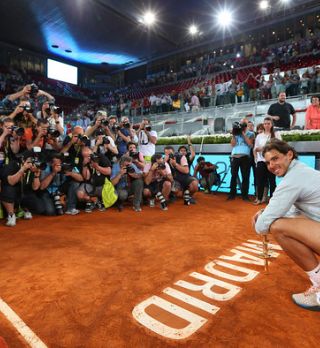 Neprepričljivi Nadal osvojil Masters v Madridu po predaji Nišikorija!