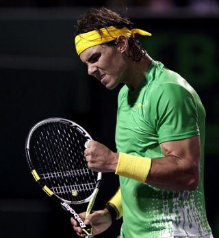 Rafael Nadal odčital lekcijo Rogerju Federerju!