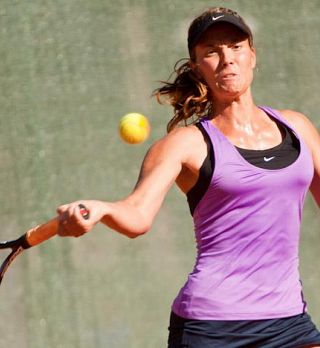 Tri Slovenke v četrtfinalu ITF turnirjev!