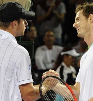 Upokojeni Andy Roddick preko Andyja Murraya v finale Miamija!