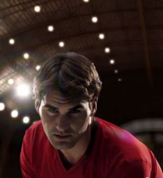 VIDEO! Roger Federer posnel novo reklamo za kavo, Andy Murray odgovarjal na vprašanja fanov!