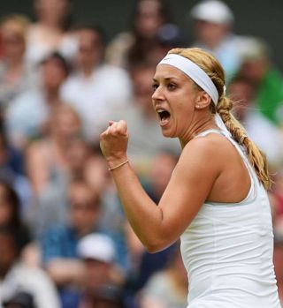 Video: Lisickijeva gladko v polfinale, Kvitova izpadla!