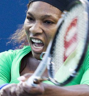 Serena Williams premagala Viktorijo Azarenko in se bo v finalu pomerila s Samantho Stosur!