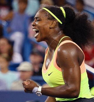 Serena Williams dobila še 15. zaporedni finale in slavila v Cincyu