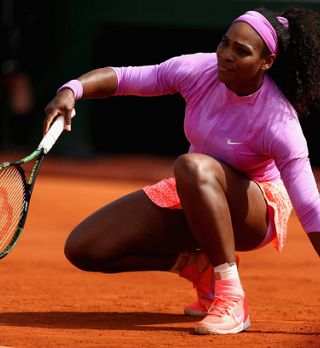 Serena ubežala izpadu, Šarapova in Kvitova ne, v dnevu senzacij