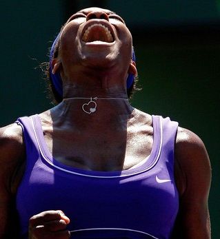 Miami: Serena z 20 asi pokopala Stosurjevo in odšla v četrtfinale