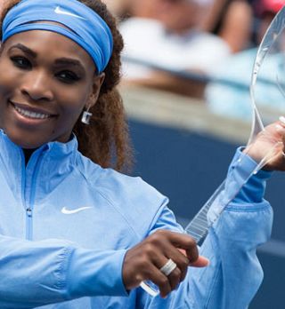 Serena v finalu Toronta iz igrišča odpihnila Cirsteo, Kata med dvojicami do naslova!