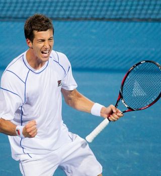 Odlični Bedene brez izgubljenega niza v polfinale Portoroža!