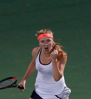 Svitolina v polfinalu Dubaja izločila Kerberjevo. Druga finalistka Wozniackijeva.