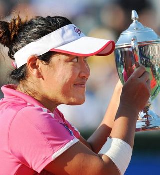 Kimiko Date-Krumm ostala brez naslova in rekorda v zgodovinskem finalu!