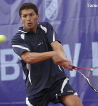 Tomi Ternar se je prebil v četrtfinale Sarajeva, Andraž Bedene izpadel v 2. krogu