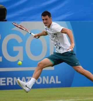 V Eastbournu generalka pred Wimbledonom, ki pa se ni posrečila A. Radwanski!