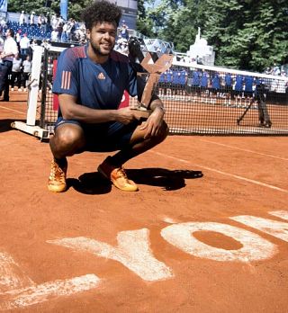 Tsonga do prve peščene lovorike v Lyonu