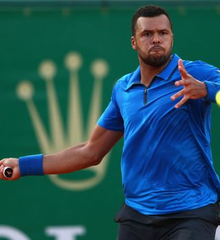 Tsonga ustavil pohod Federerja, za finale z Monfilsom