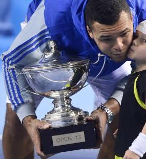 Železni Jo-Wilfried Tsonga v finalu Marseiila premagal Tomaša Berdycha!