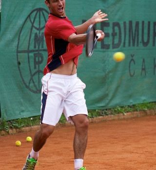 Trije Slovenci v četrfinalu Futuresa v Trstu!