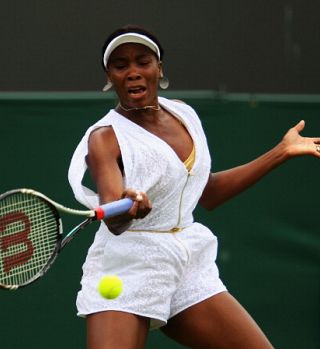 Venus Williams je tudi v Wimbledonu oblekla nekaj posebnega!