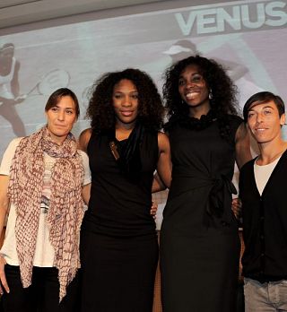 VIDEO! Francesca Schiavone premagala sestri Williams, Serena priznala, da ni bila poškodovana!