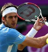 Juan Martin del Potro igra samo še z 2 loparjema!