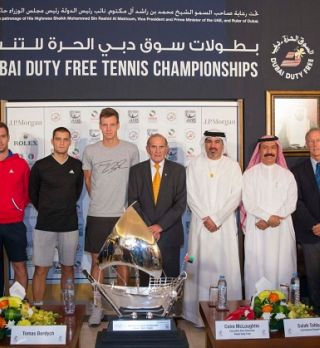 Teniška smetana zbrana v Dubaju, Bedene pred vrati Acapulca, Rola ostaja na pesku