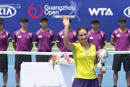 Monica Niculescu premagala vročino in osvojila WTA turnir v Gvangžuju!