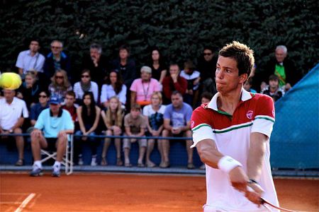 Bedene izpadel v 1. krogu Marakeša!