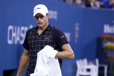 Andy Roddick odstranil slavnega Johna McEnroja iz novinarske sobe!