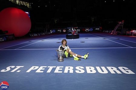 Andrej Rubljov osvojil Sankt Peterburg in ujel Djokoviča!