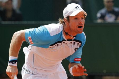 Blaž Kavčič v četrtfinale ATP-ja v Bastadu brez boja; Za polfinale spet z Berdychom