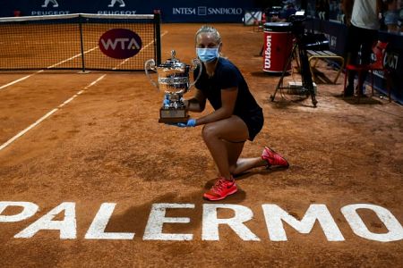 Francozinja Fiona Ferro osvojila prvi pokoronski WTA turnir v Palermu