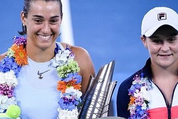 Caroline Garcia pravljični teden v Vuhanu kronala z naslovom