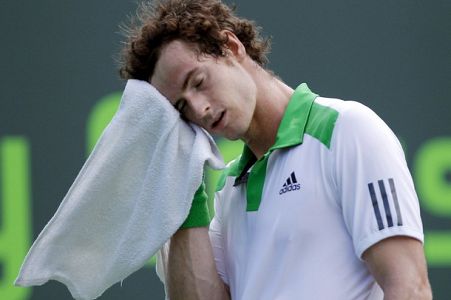 NEVERJETNO: Andy Murray se še naprej blamira!