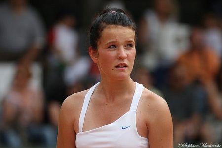 Nastja Kolar čez 1. krog kvalifikacij na WTA turnirju v Hong Kongu!