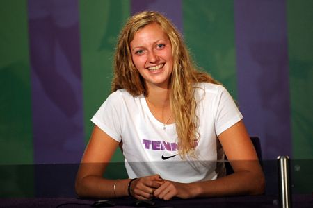 VIDEO! 4 letna Petra Kvitova igra tenis!