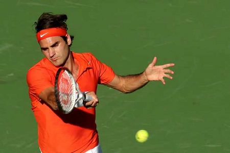 Roger Federer čuti rahlo bolečino v hrbtu!