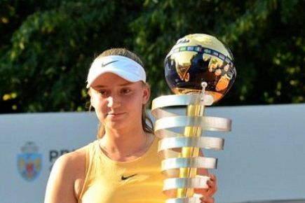 Elena Ribakina kot za šalo do prvenca na WTA turnirju v Bukarešti