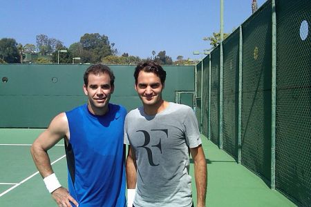 FOTO!Teniški maestro Roger Federer, že trenira z legendarnim Petom Samprasom v Los Angelesu!