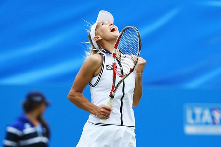 Vesnina v finalu Eastbourna  povozila Hamptonovo!